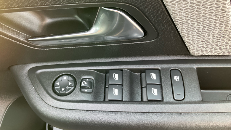 Citroen C4 1.2 PureTech [130] Shine Plus 5dr Auto Petrol Hatchback